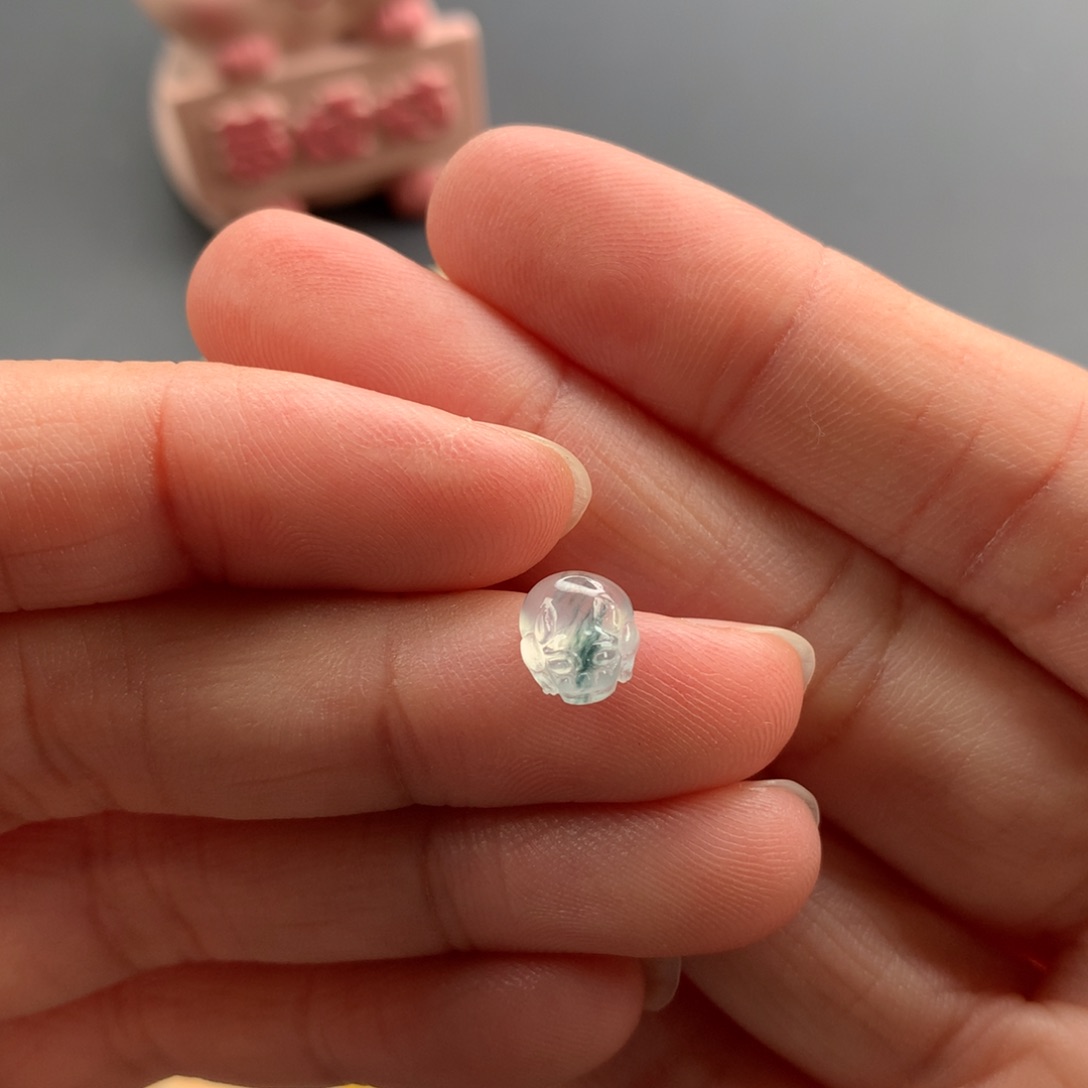 裸石翡翠翡翠金蟾