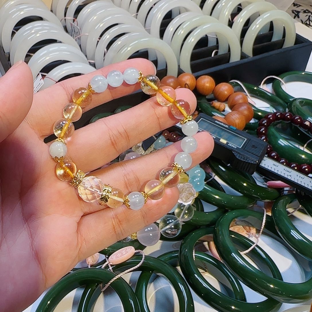 海蓝宝石手链未镶嵌