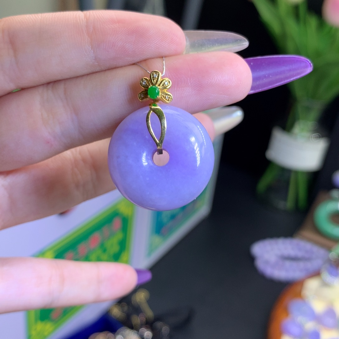 翡翠18K金镶嵌颈饰天然