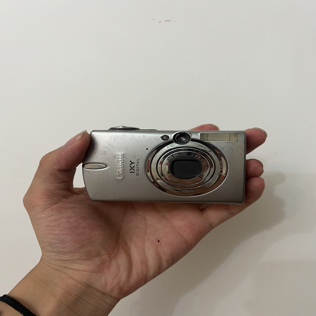 8新  佳能ixus750/ixy700 中文 功能都好非质量no退no换