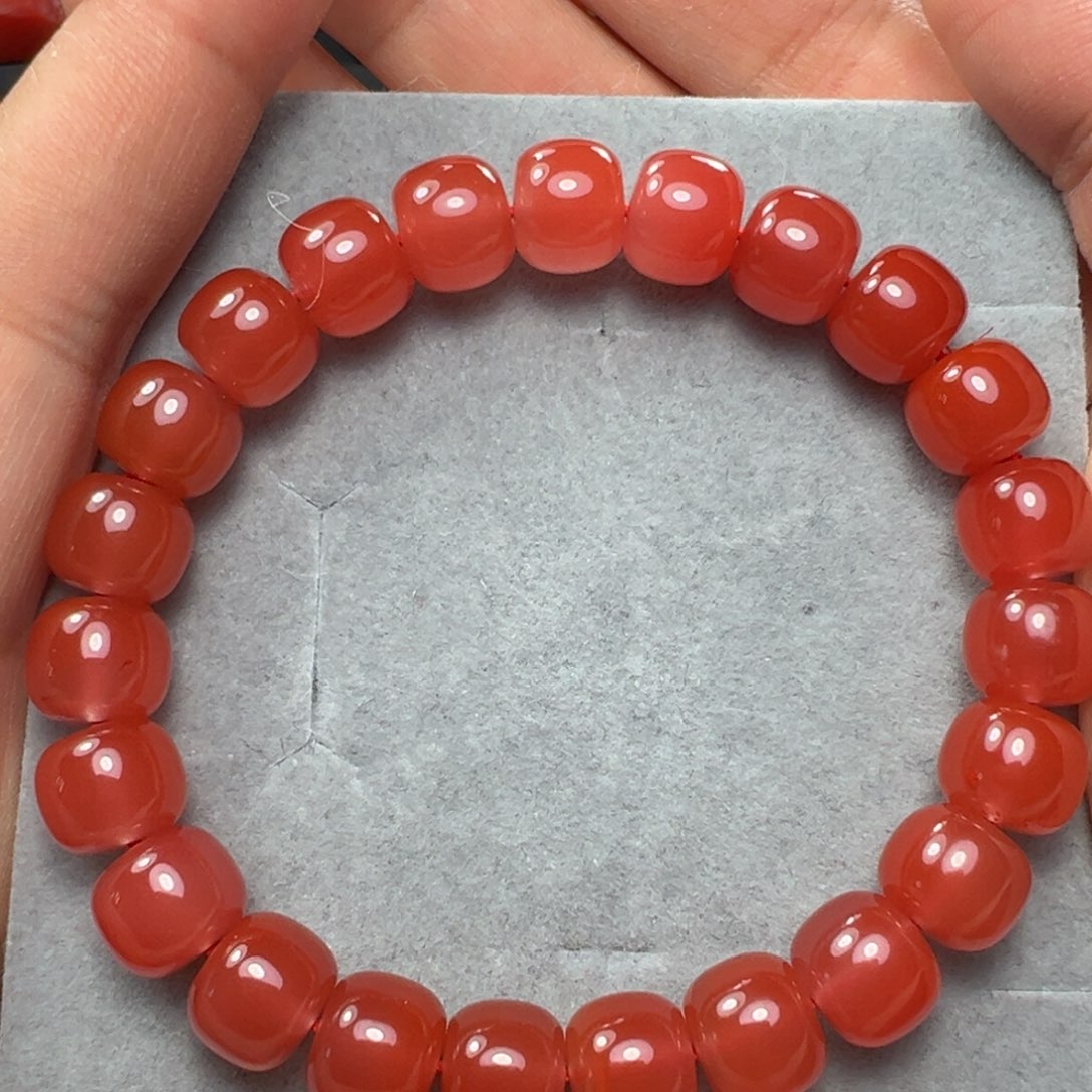 南红玛瑙手串未镶嵌