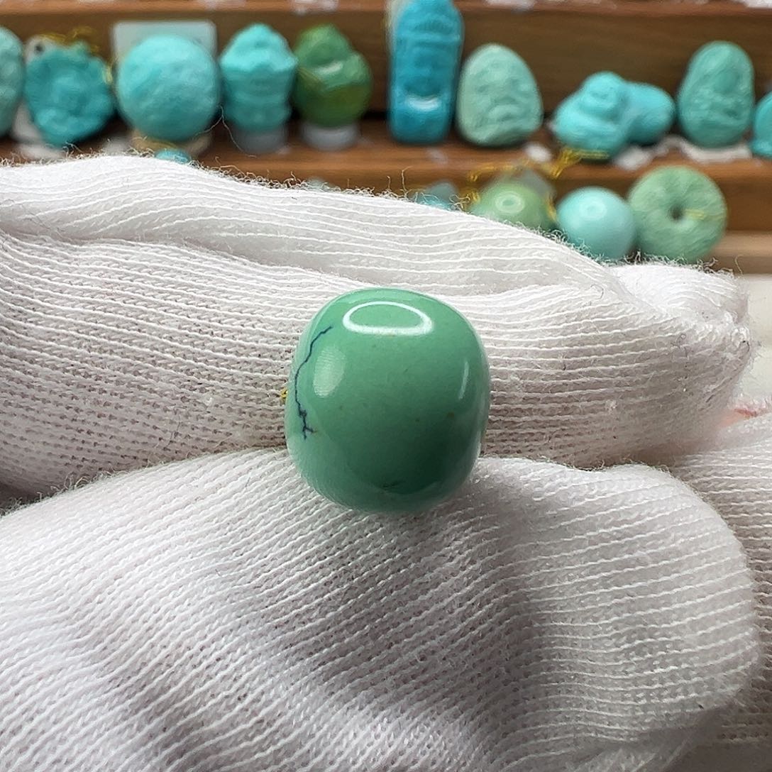 绿松石配饰未镶嵌