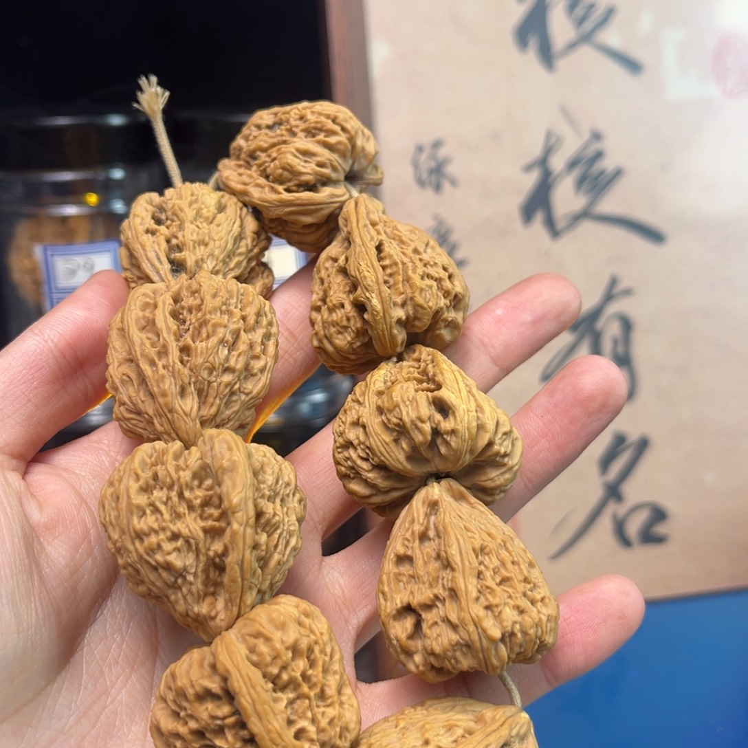 拉***猪吊坠文玩核桃南疆