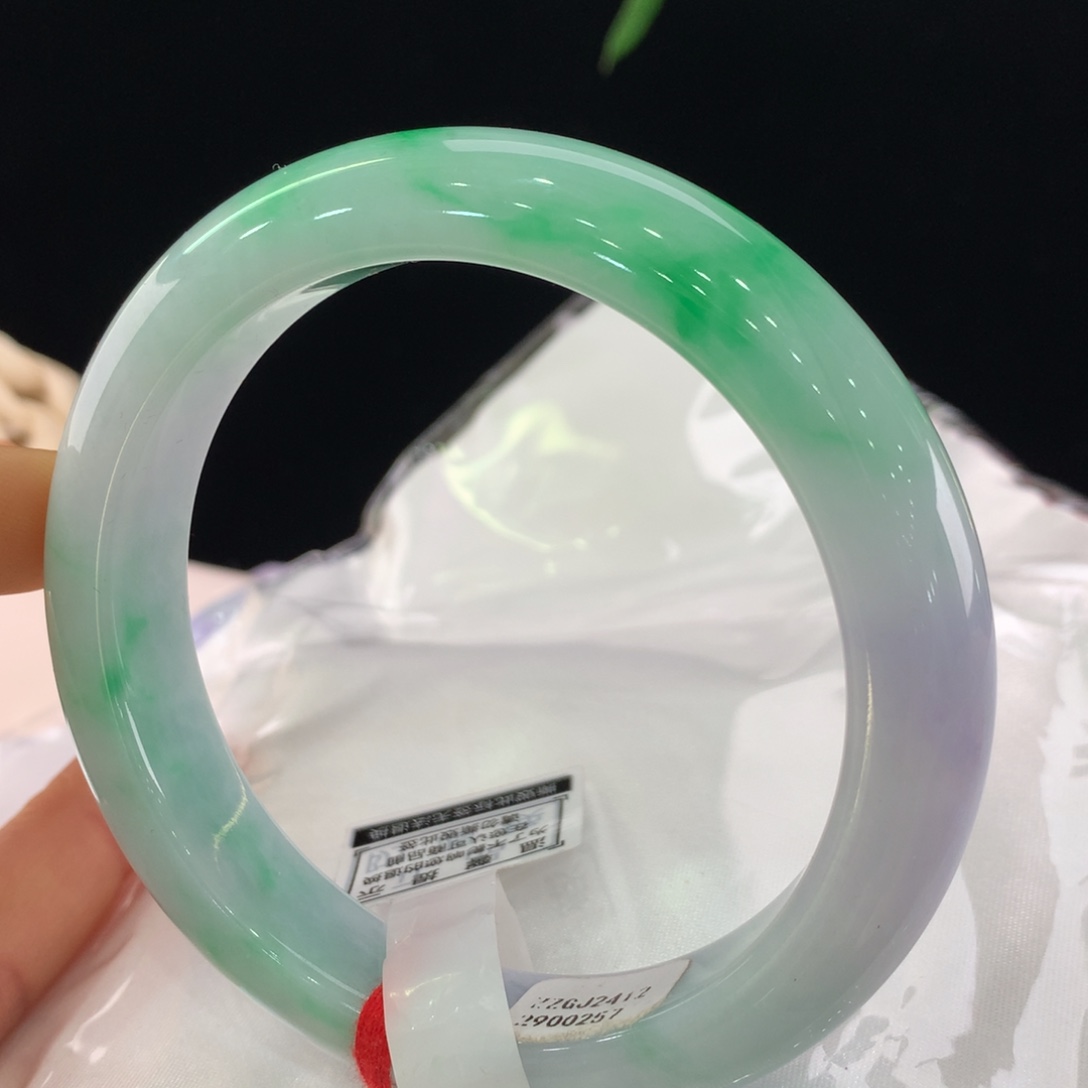 翡翠手镯未镶嵌111-0257