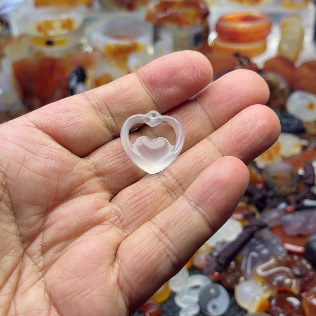 玛瑙/玉髓颈饰未镶嵌