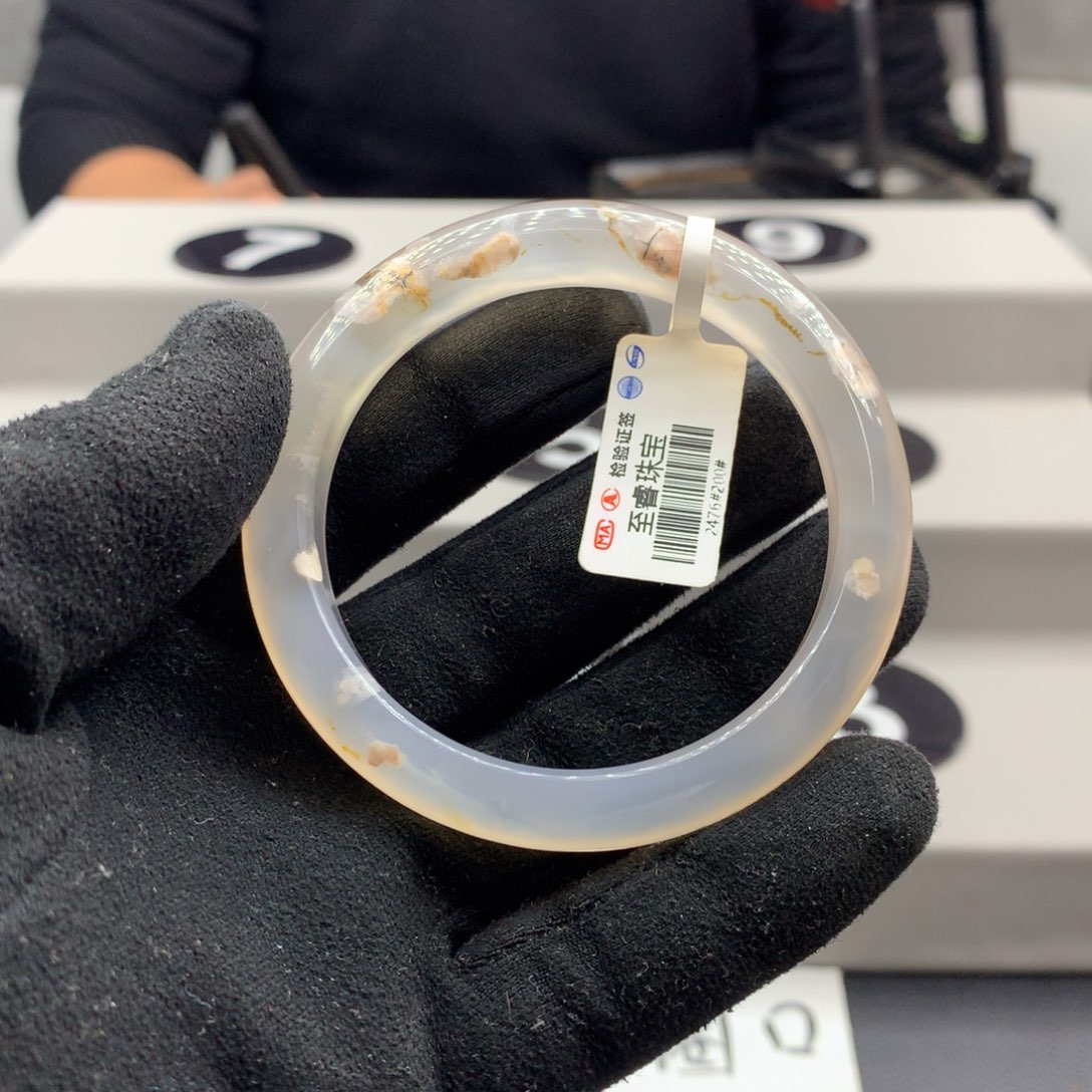 玛瑙/玉髓手镯未镶嵌༒**。