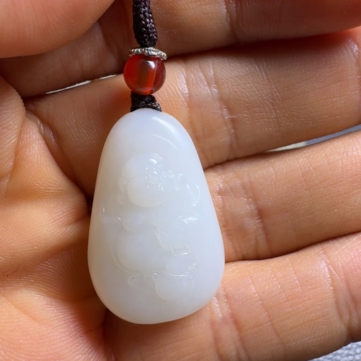 和田玉挂件未镶嵌娇**D