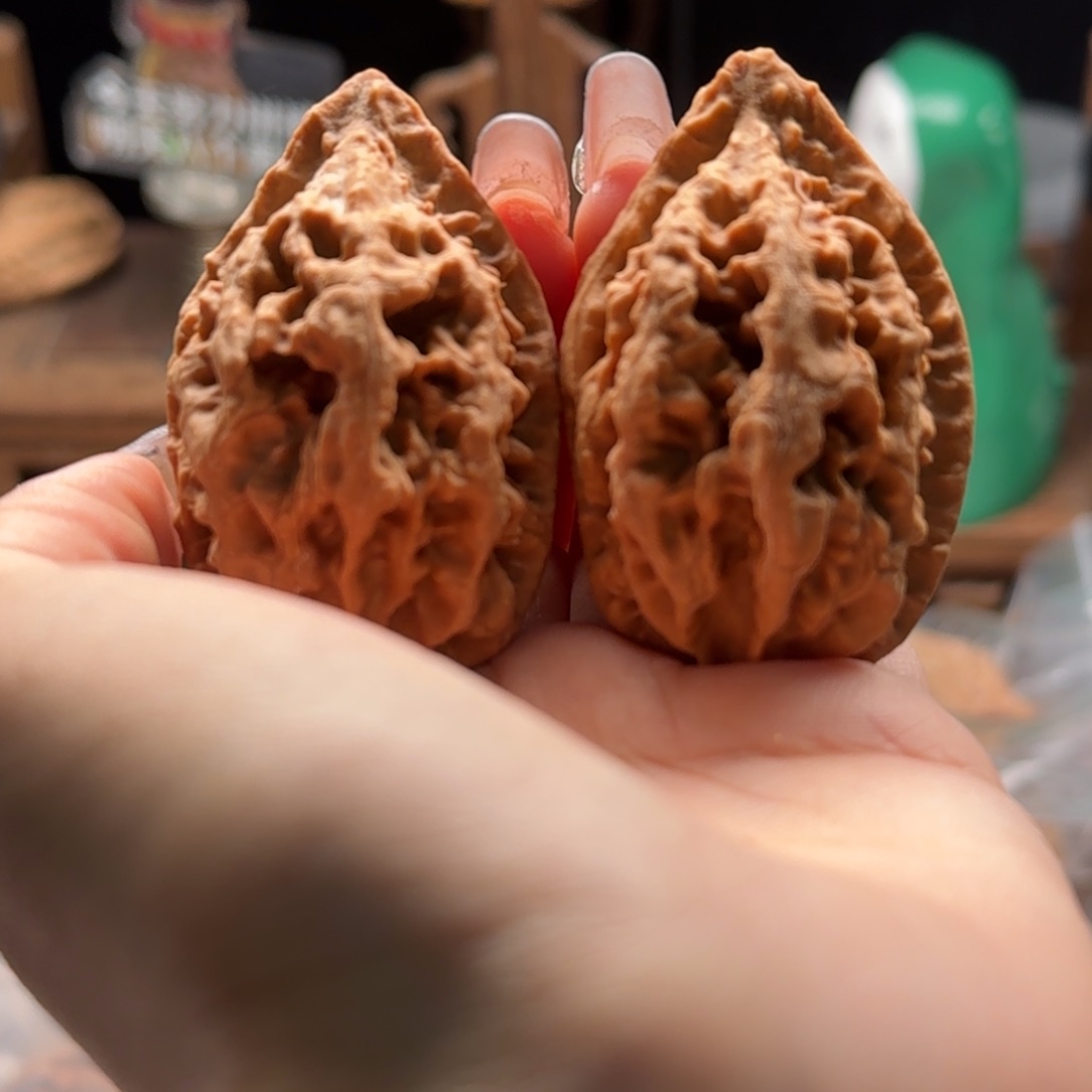 文玩核桃把件关东木子楸百核157瑕疵