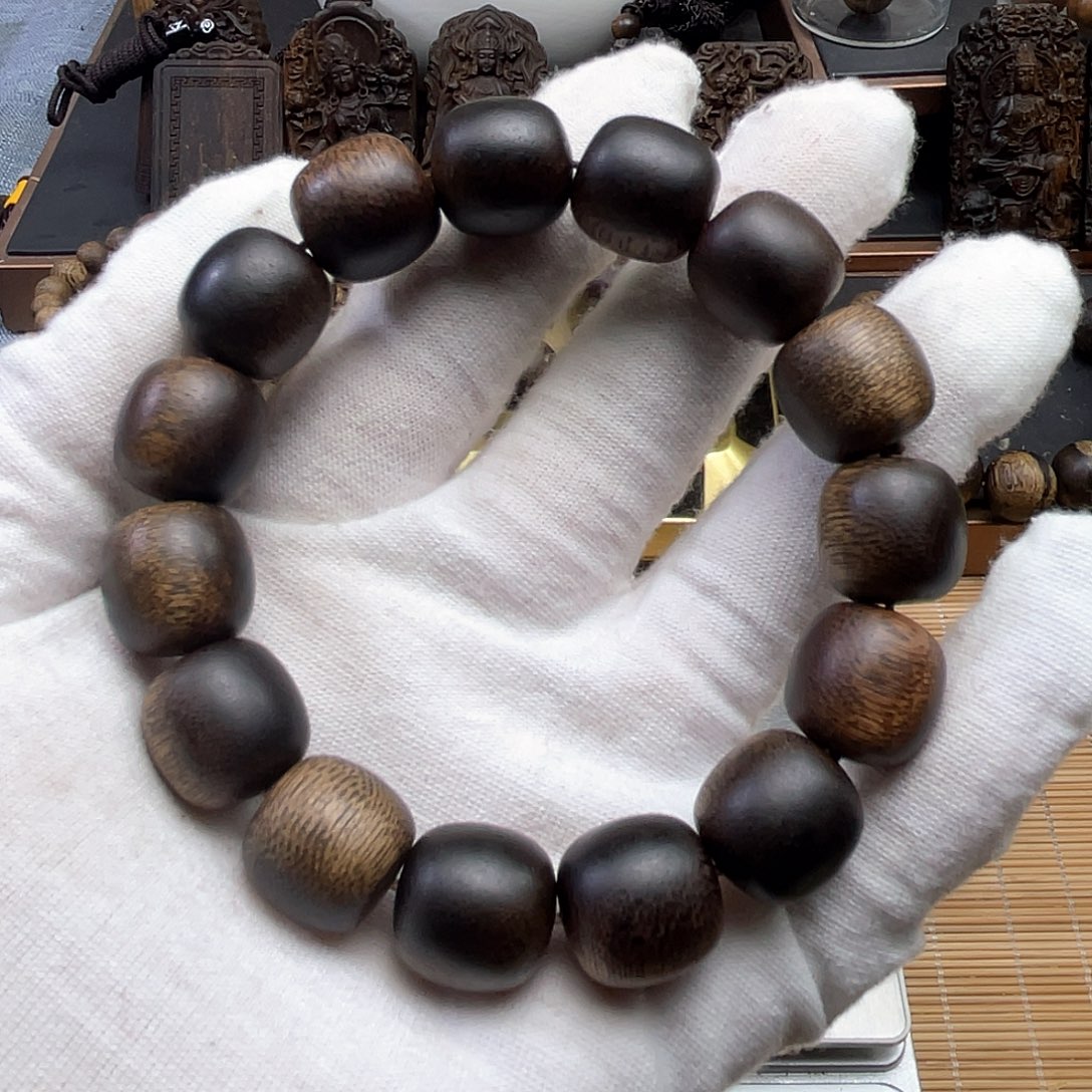 沉香手串煜**城文莱沉香