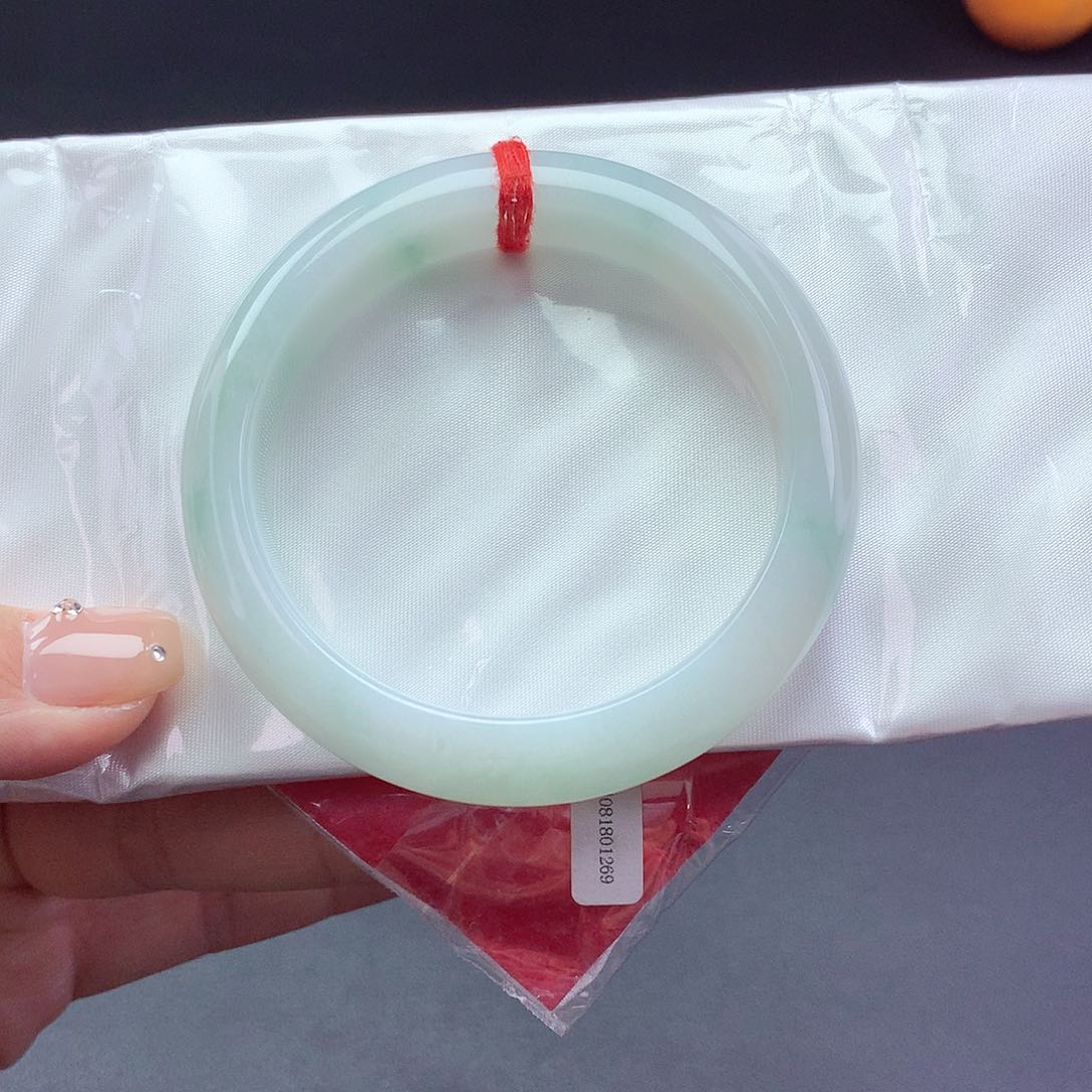 【闪购商品】翡翠手镯未镶嵌a 191174