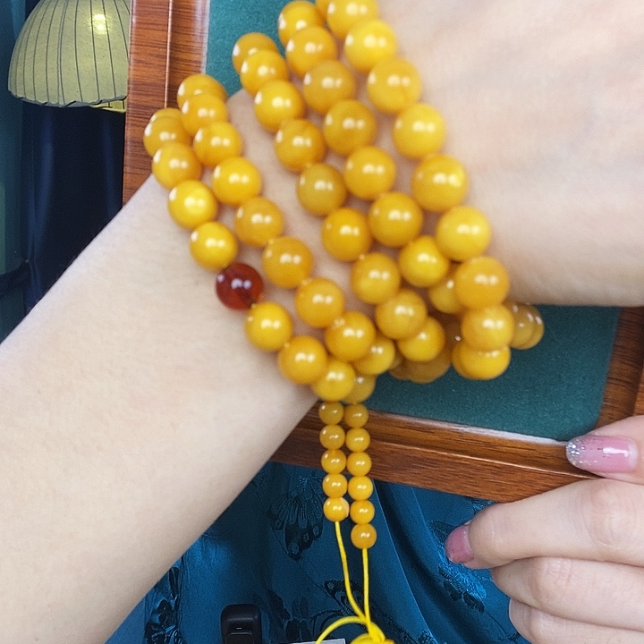 未镶嵌颈饰蜜蜡项链