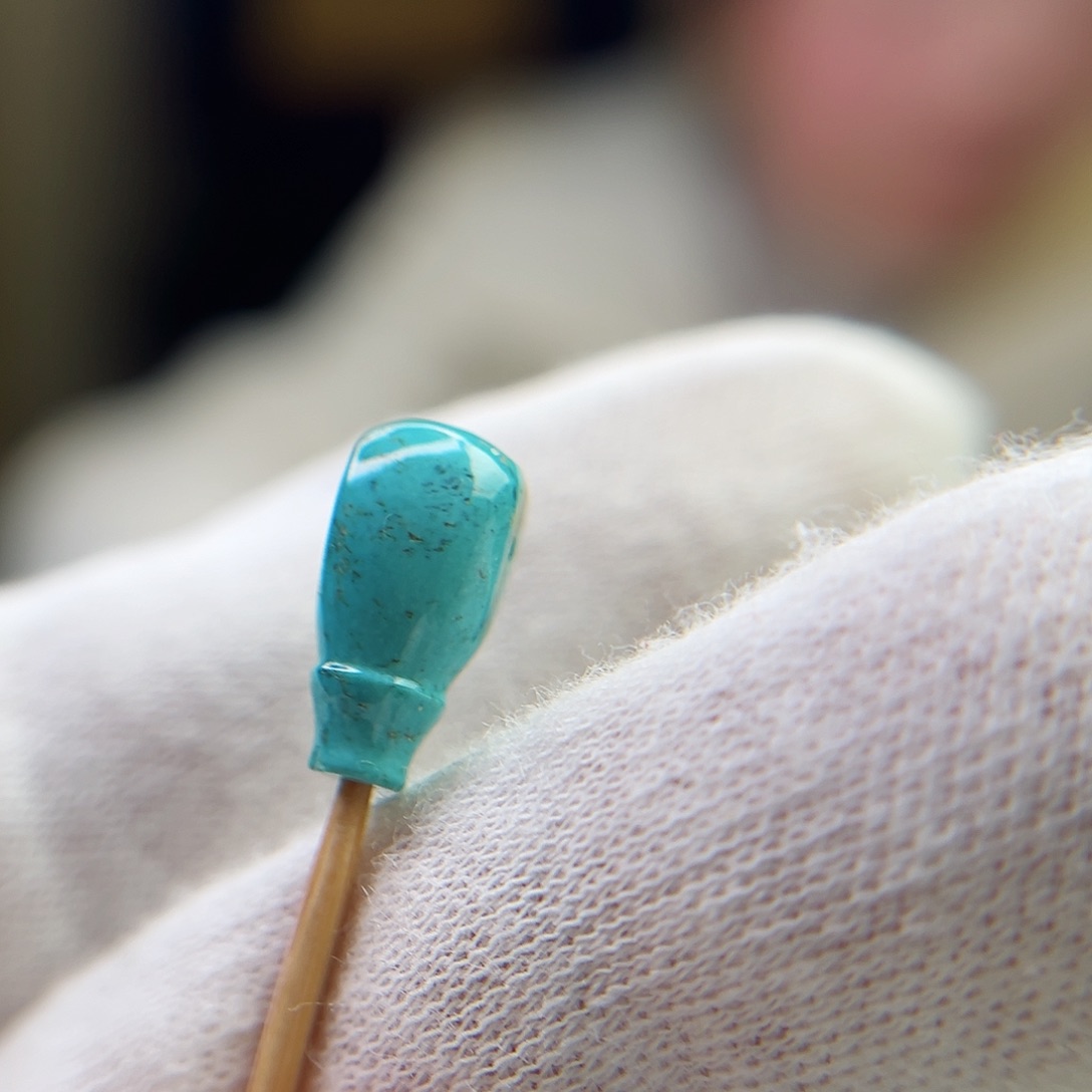 绿松石珠宝奇石未镶嵌7.9厚度