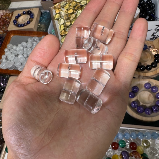 D14放漏白水晶圆柱腰孔宽卡11-12长18-19mm