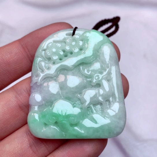 翡翠吊坠(不含链)未镶嵌