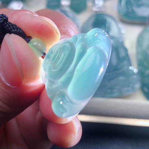 【闪购商品】翡翠颈饰未镶嵌天然翡翠