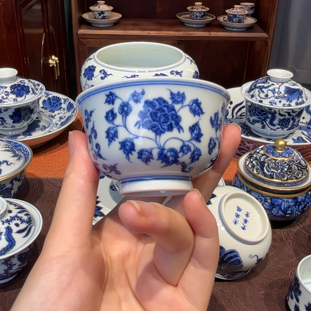 青花雯华堂手绘杯杯