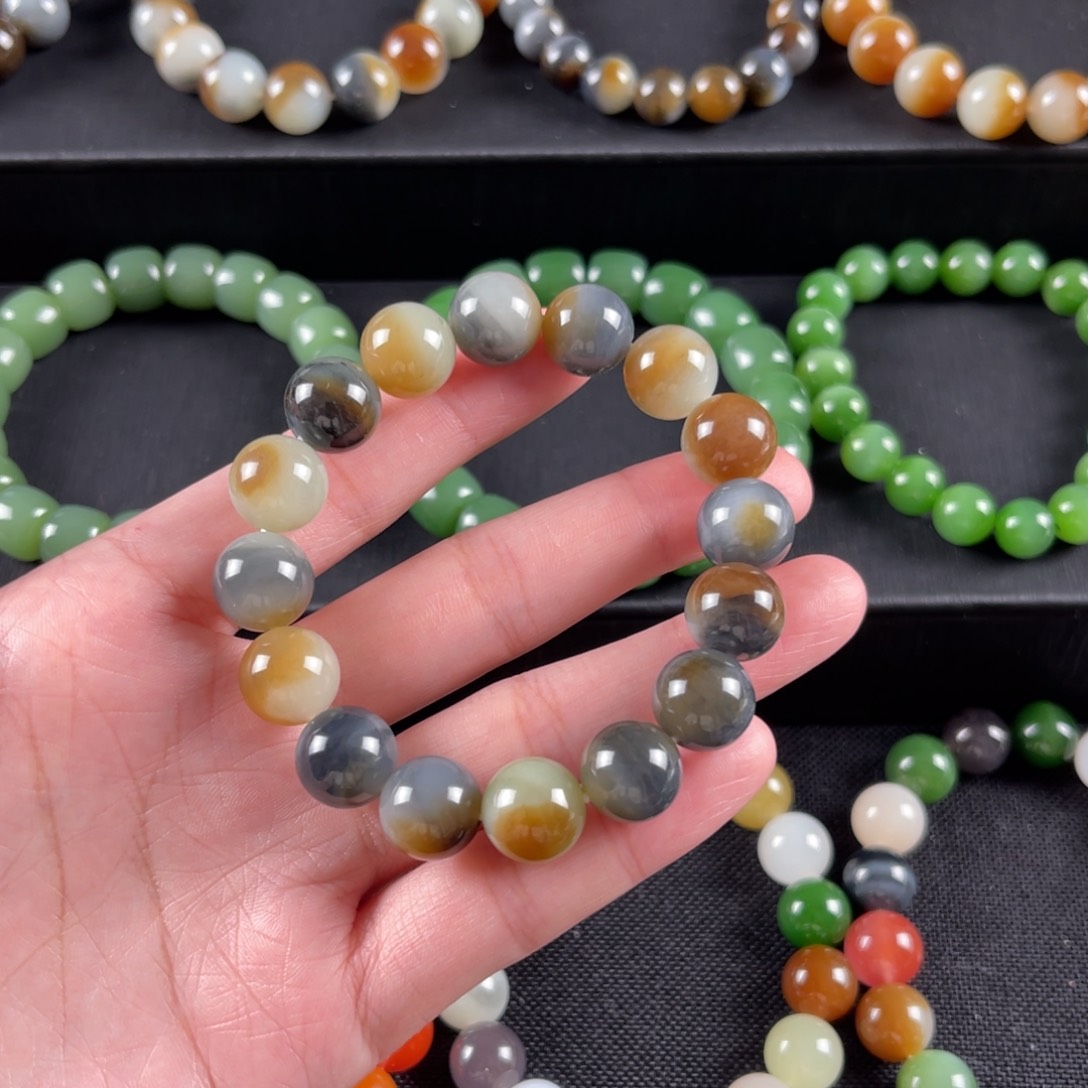 和田玉手串未镶嵌卡12颗颗三色