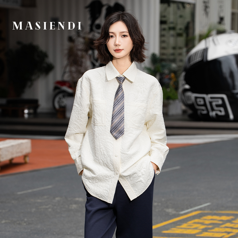 MASIENDI/玛丝恩迪翻领立体压花设计宽松长袖衬衣外套430604