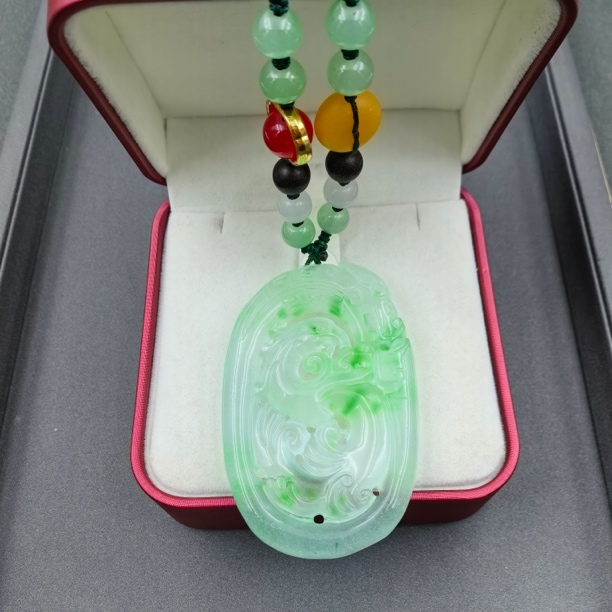  【经典永恒  光芒四射】 吊坠 GDJ9677