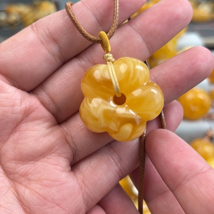 蜜蜡珠宝奇石未镶嵌有****爱