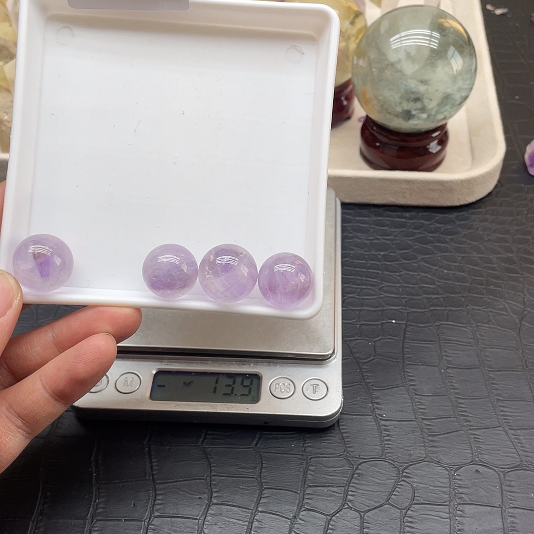 未镶嵌水晶珠宝半成品3