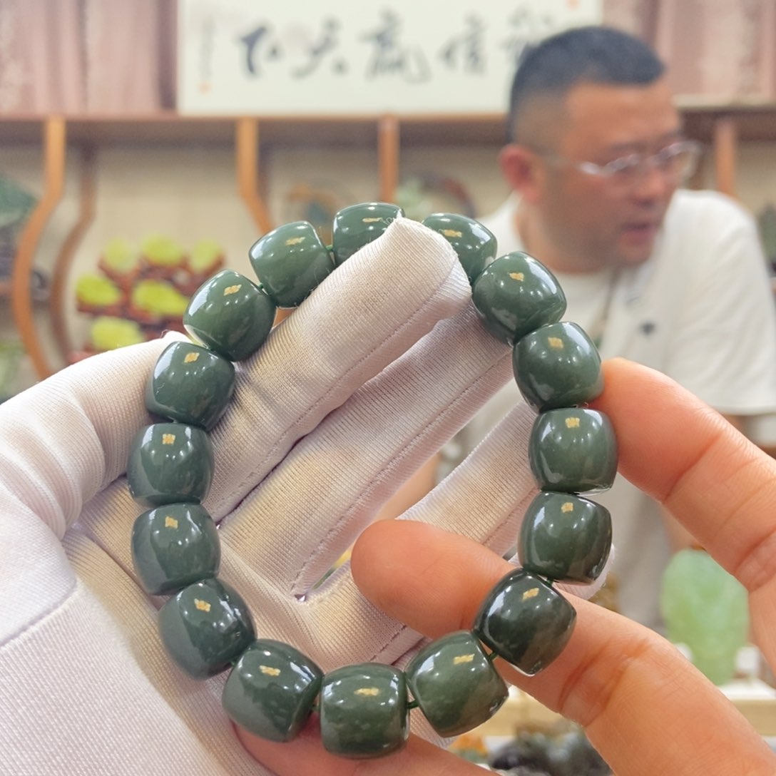 和田玉手串未镶嵌?****?