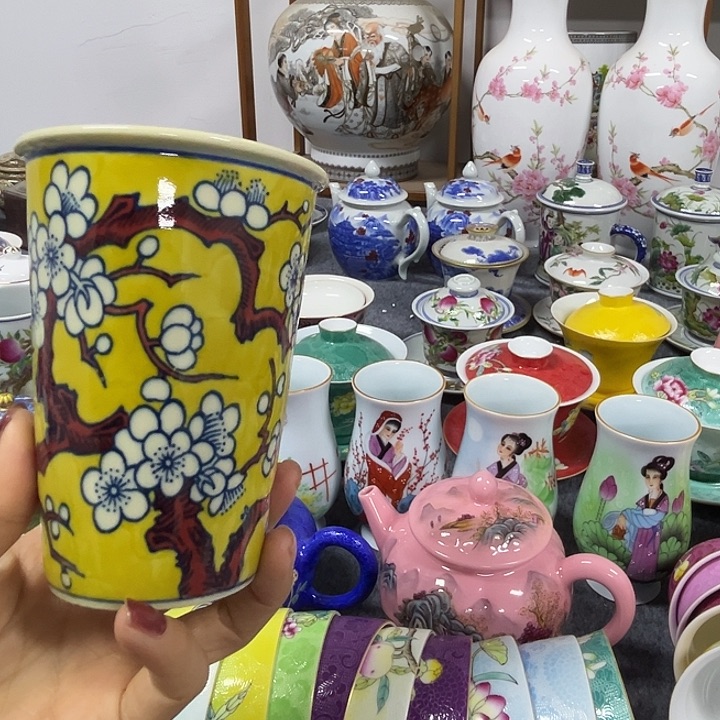 仐***哒景德镇陶瓷博物有限公司副总