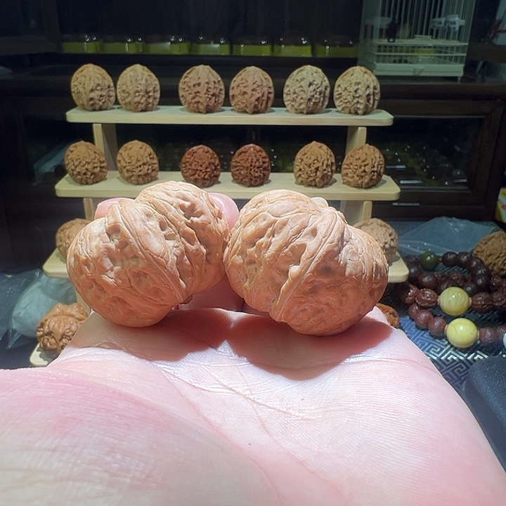 阿***震文玩核桃把件平谷元宝