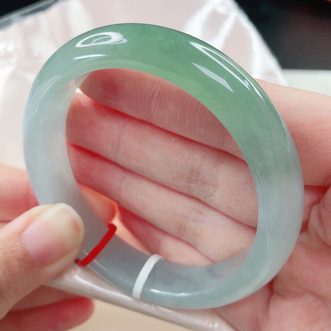 翡翠未镶嵌手镯56.5圈x328