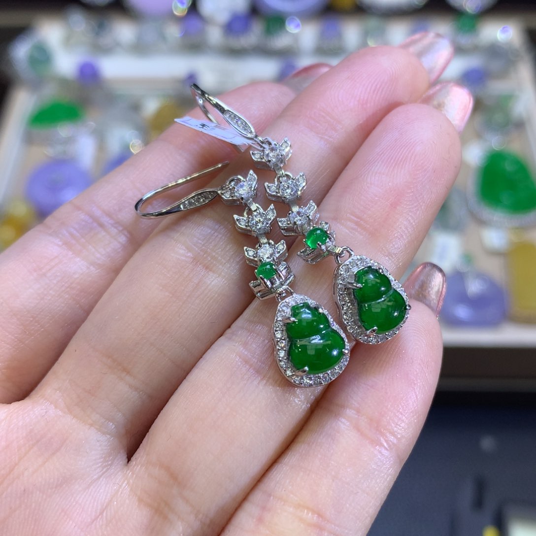 翡翠颈饰银S925镶嵌翡翠