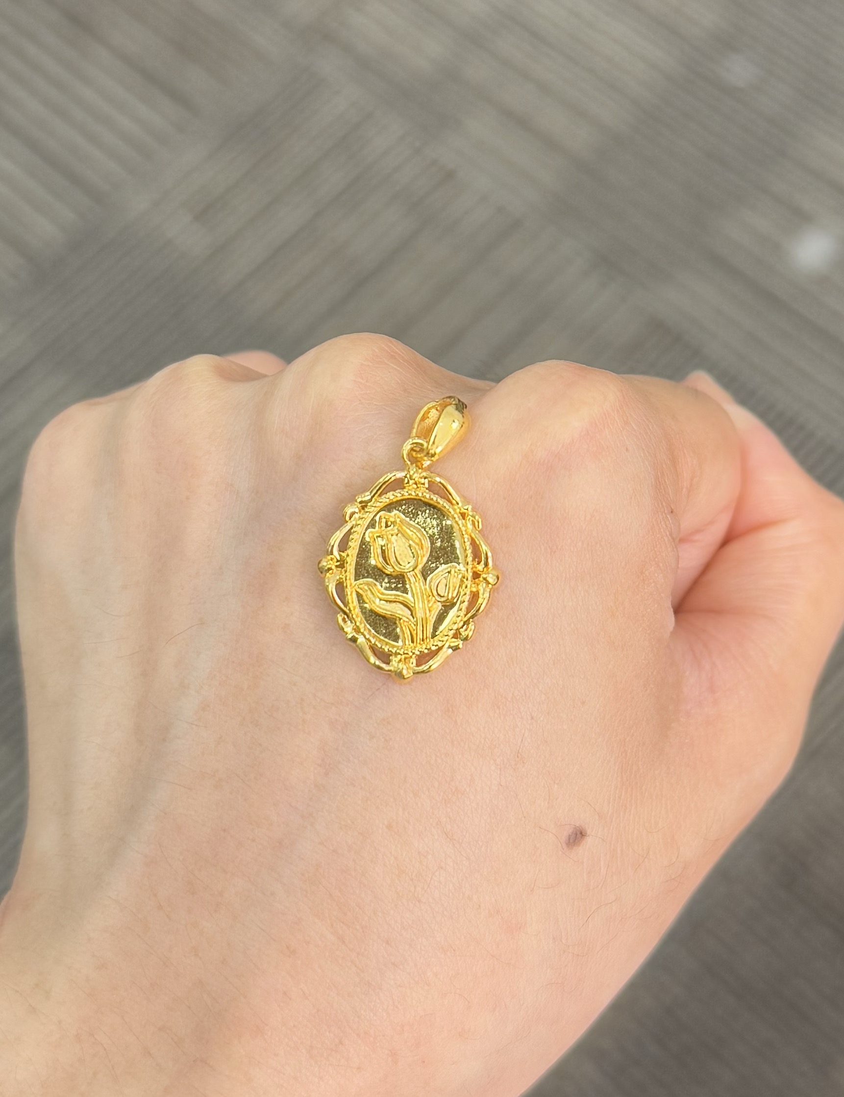  足金999  轻版大郁金香吊坠