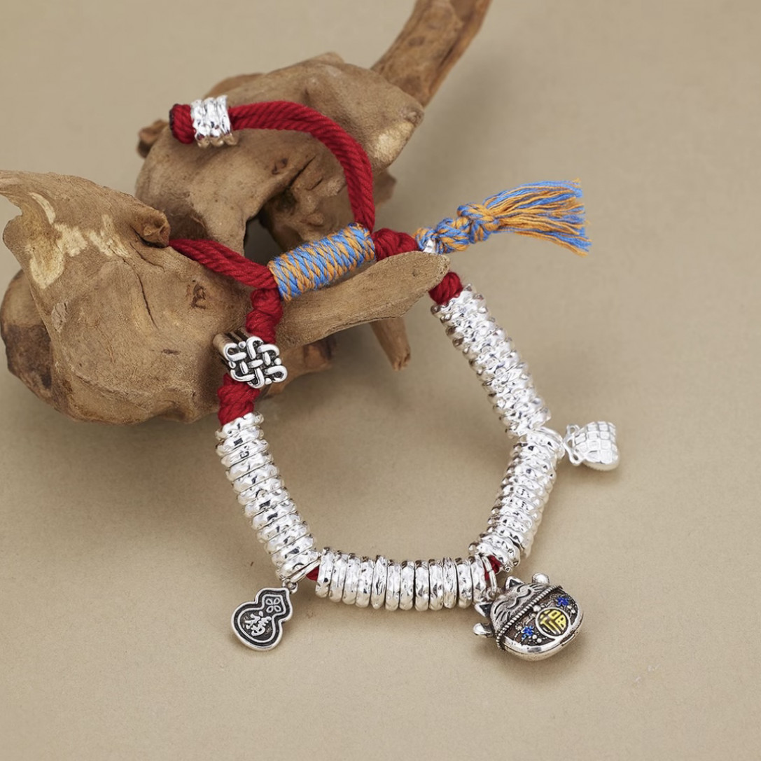 红绳招财猫盘缠手链35g(无礼盒)YZ068