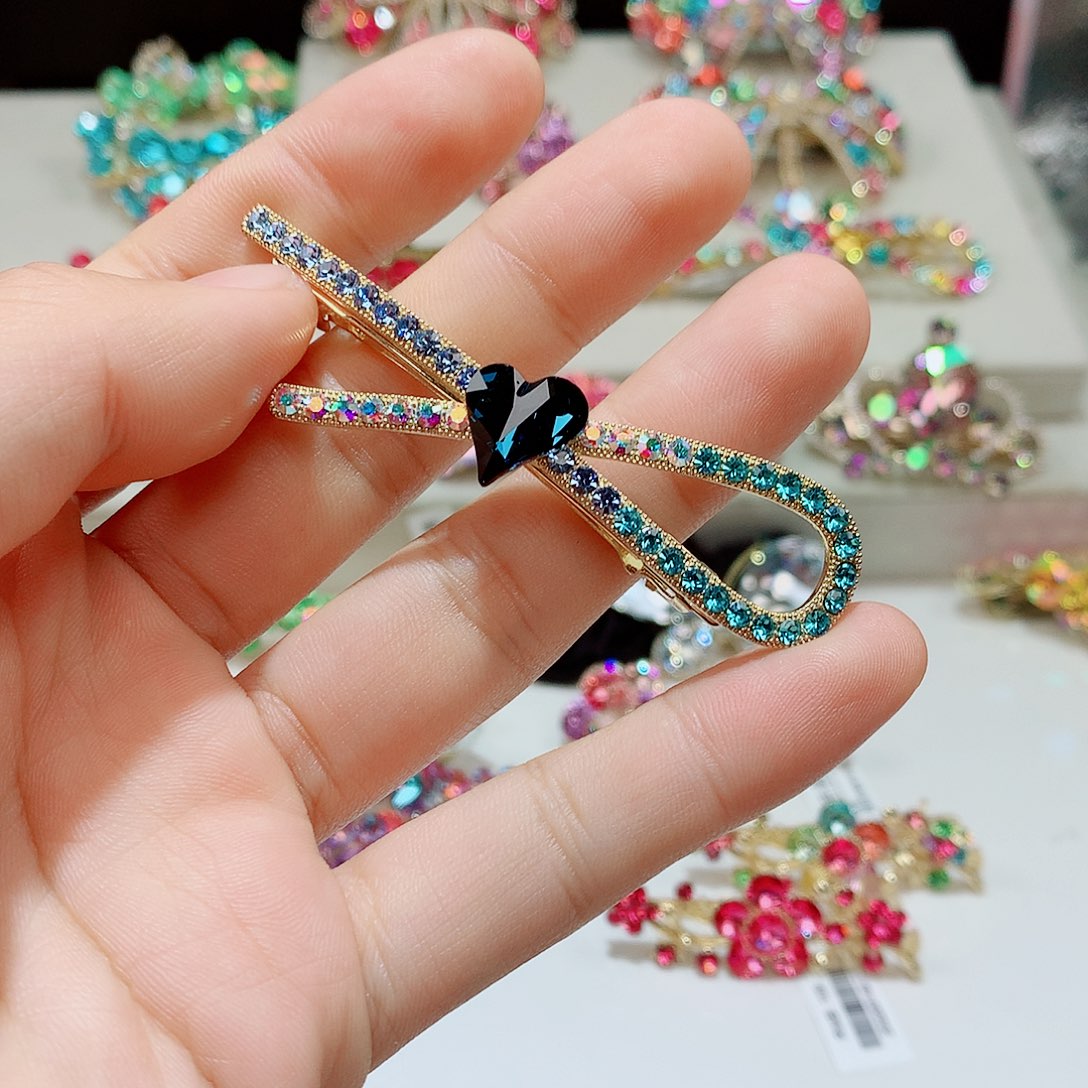 皮质铁合金发饰等方式