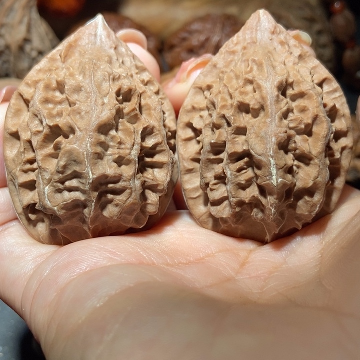 把件文玩核桃东北楸子小雪10