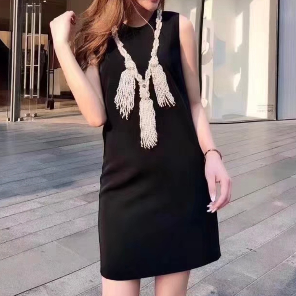 未使用 GUCCI/古驰 古驰串珠黑色连衣裙/dd529