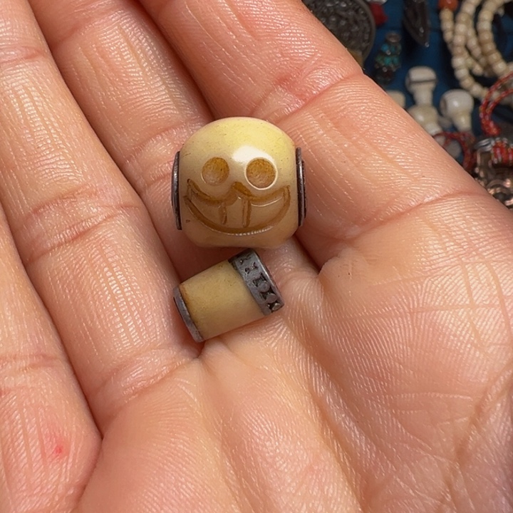 牛骨。              