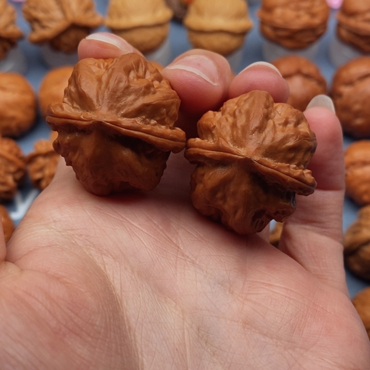 文玩核桃把件赤龙粗筋