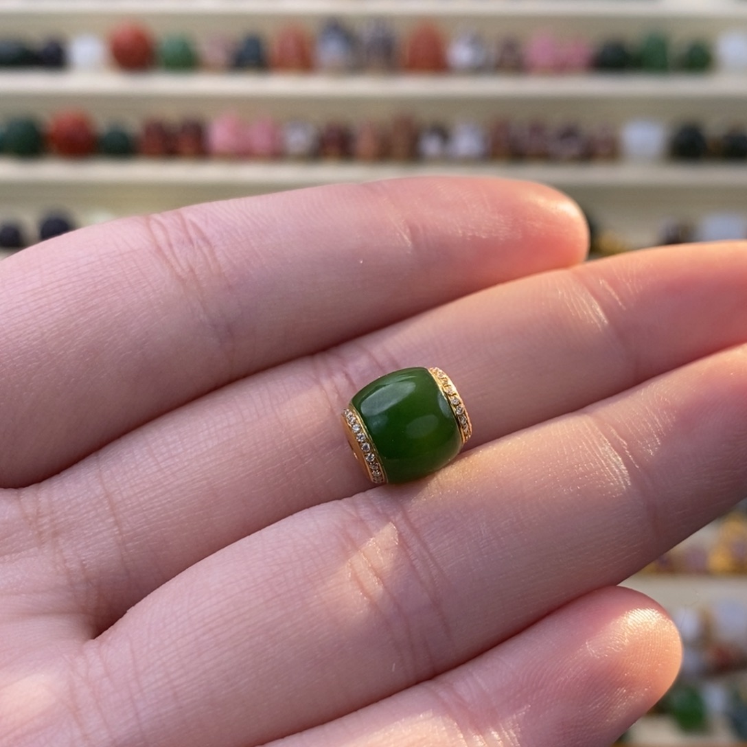 和田玉18K金镶嵌颈饰