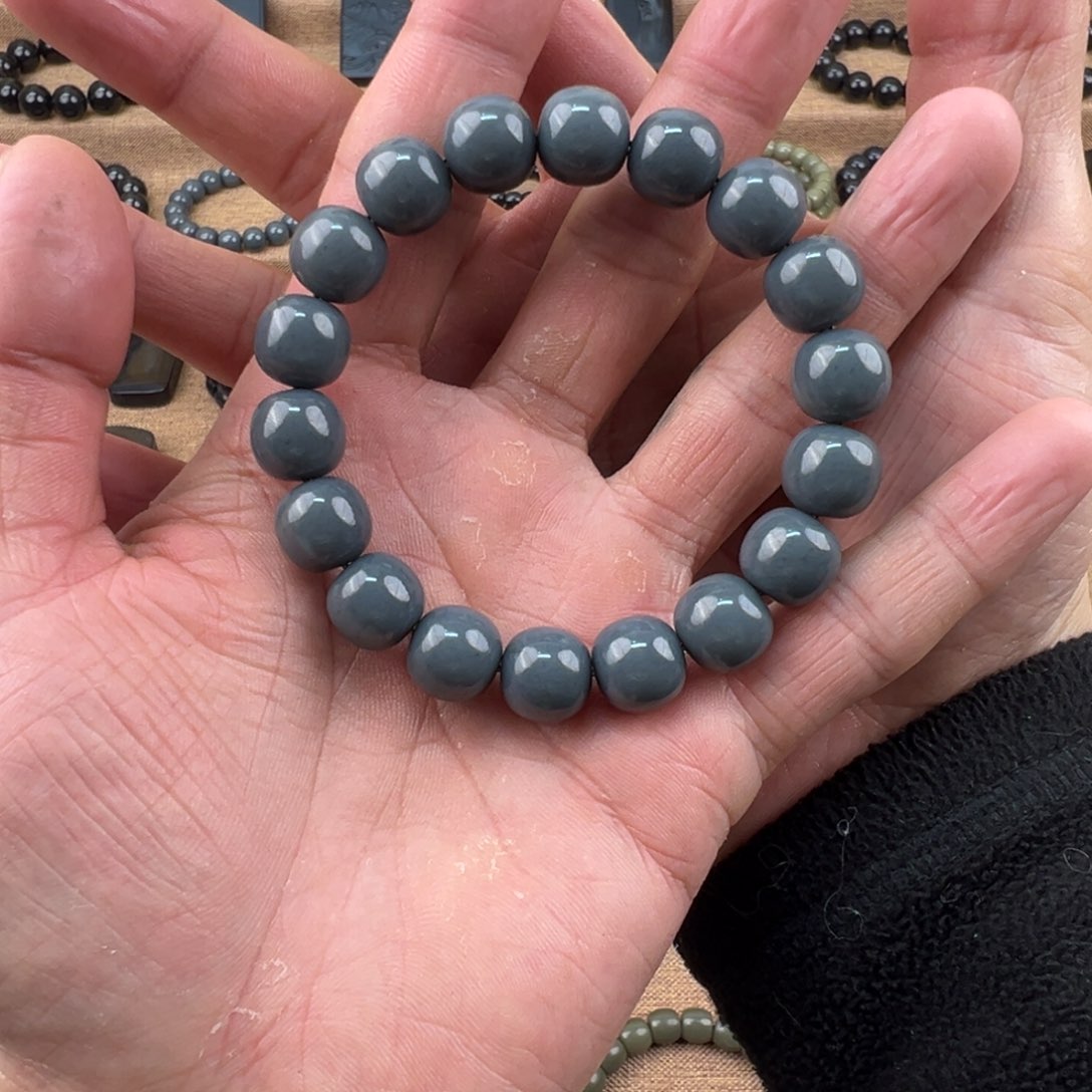 颈饰未镶嵌和田玉12老型且末莫兰迪灰手串