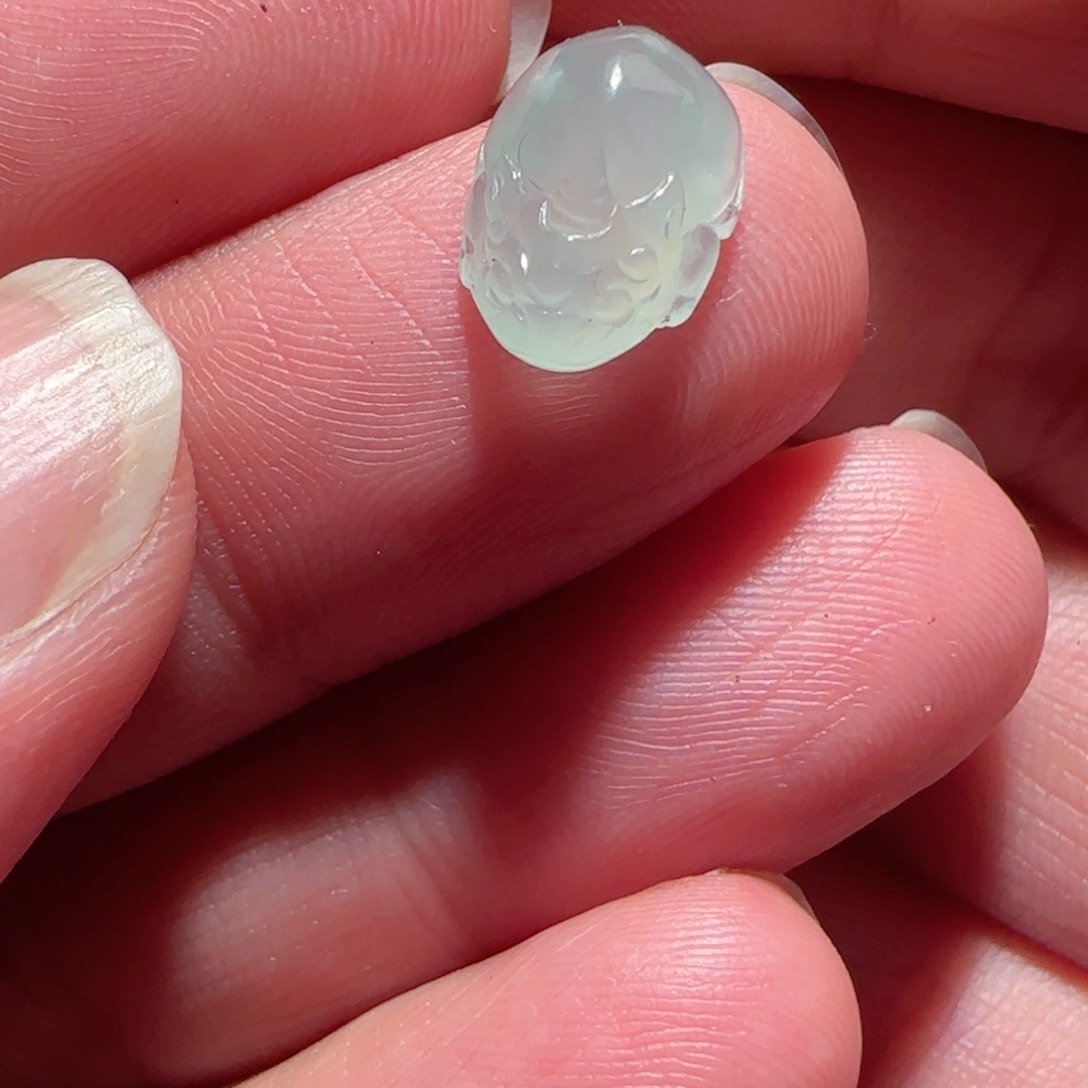 定制翡翠未镶嵌天然翡翠貔貅