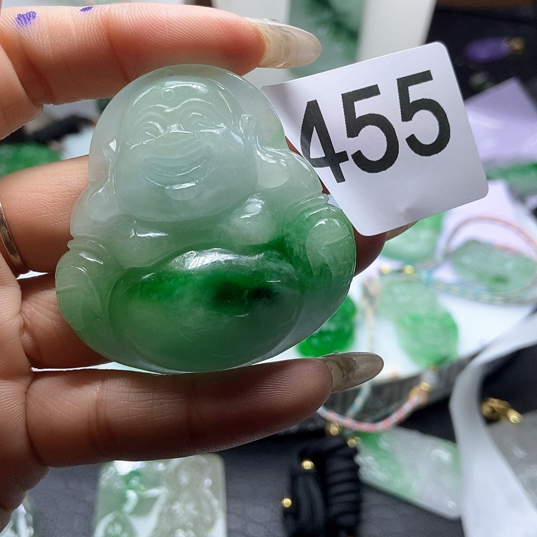 翡翠吊坠(赠链)未镶嵌