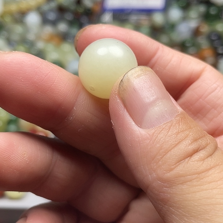 和田玉未镶嵌颈饰这**诈