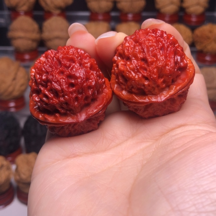 文玩核桃吊坠20珊瑚绣球