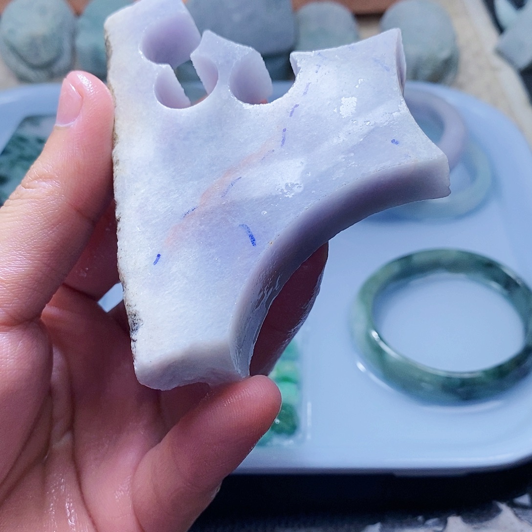 翡翠未镶嵌颈饰588