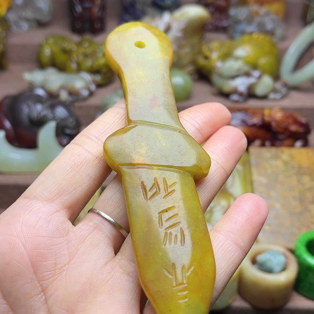 白玉菩提吊坠127。。