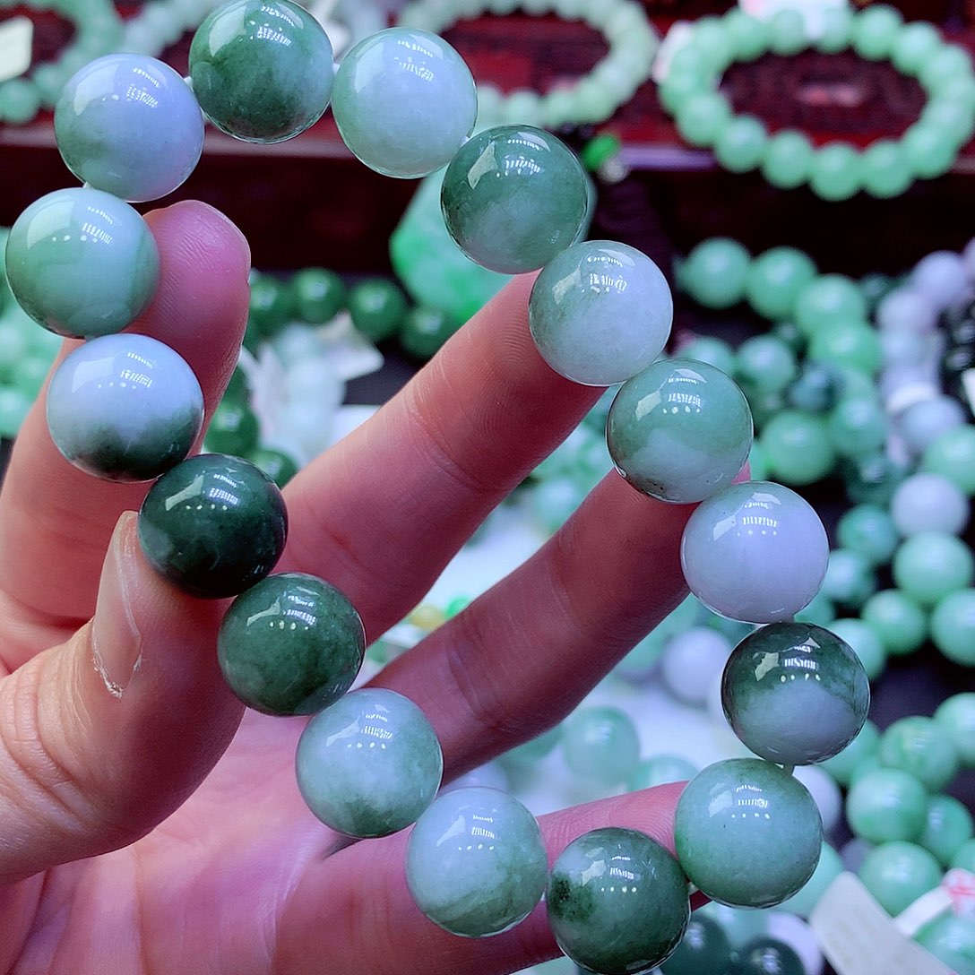 翡翠未镶嵌毛衣链