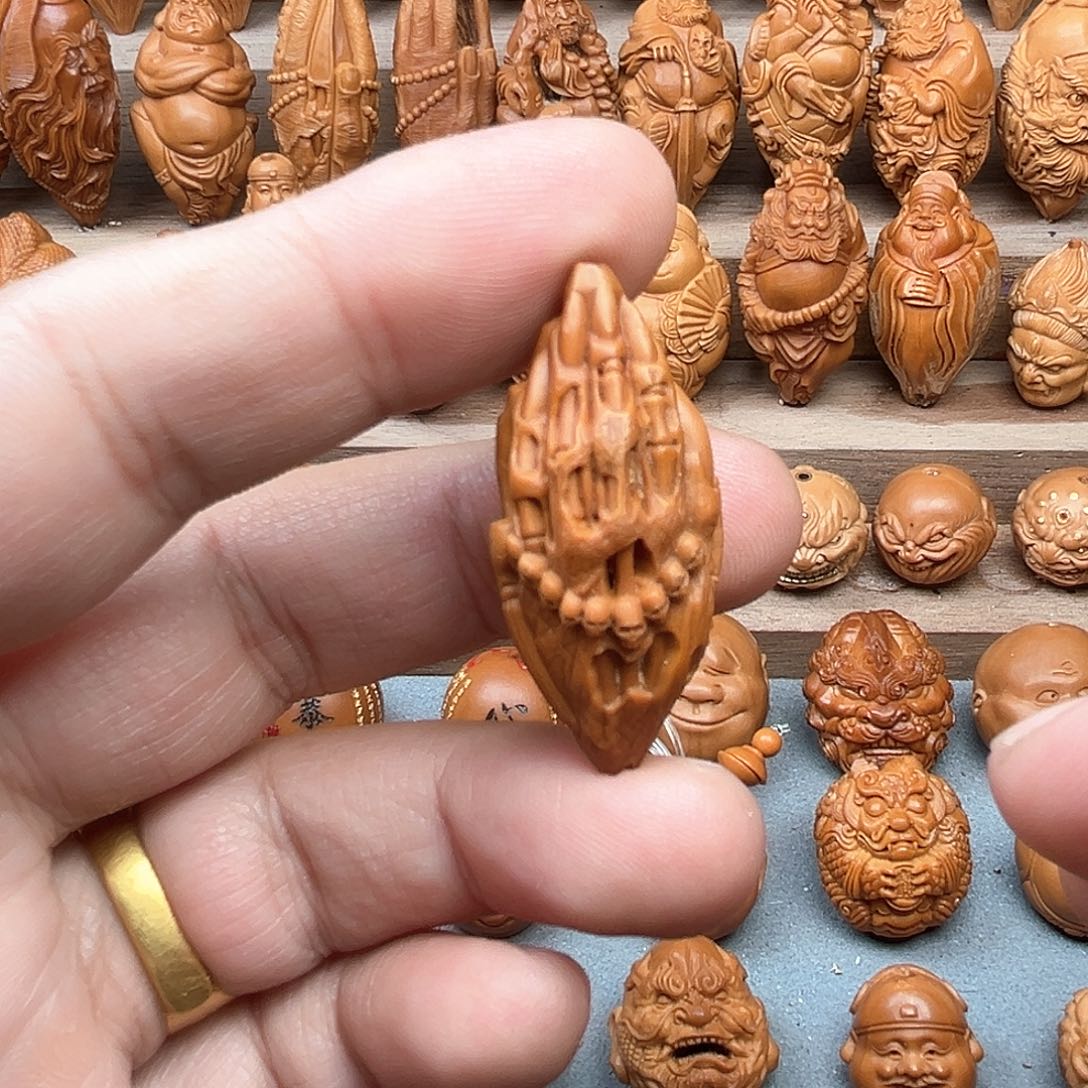 橄榄核吊坠18佛手福利