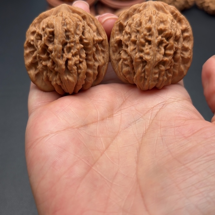 核桃春**乏39尺全品四座楼