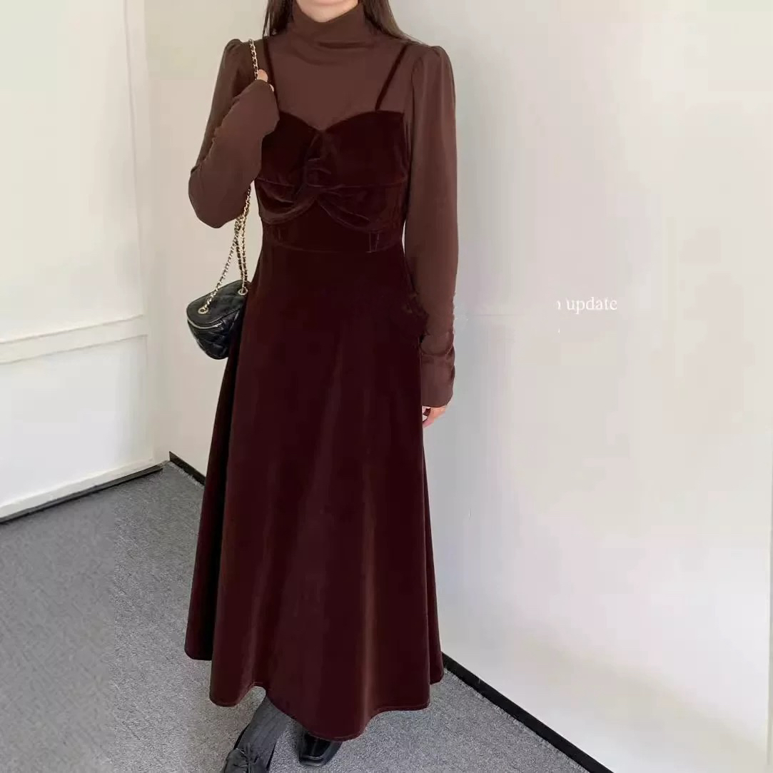 新款大码8600法式高级感减龄丝绒连衣裙女复古拼接吊带裙