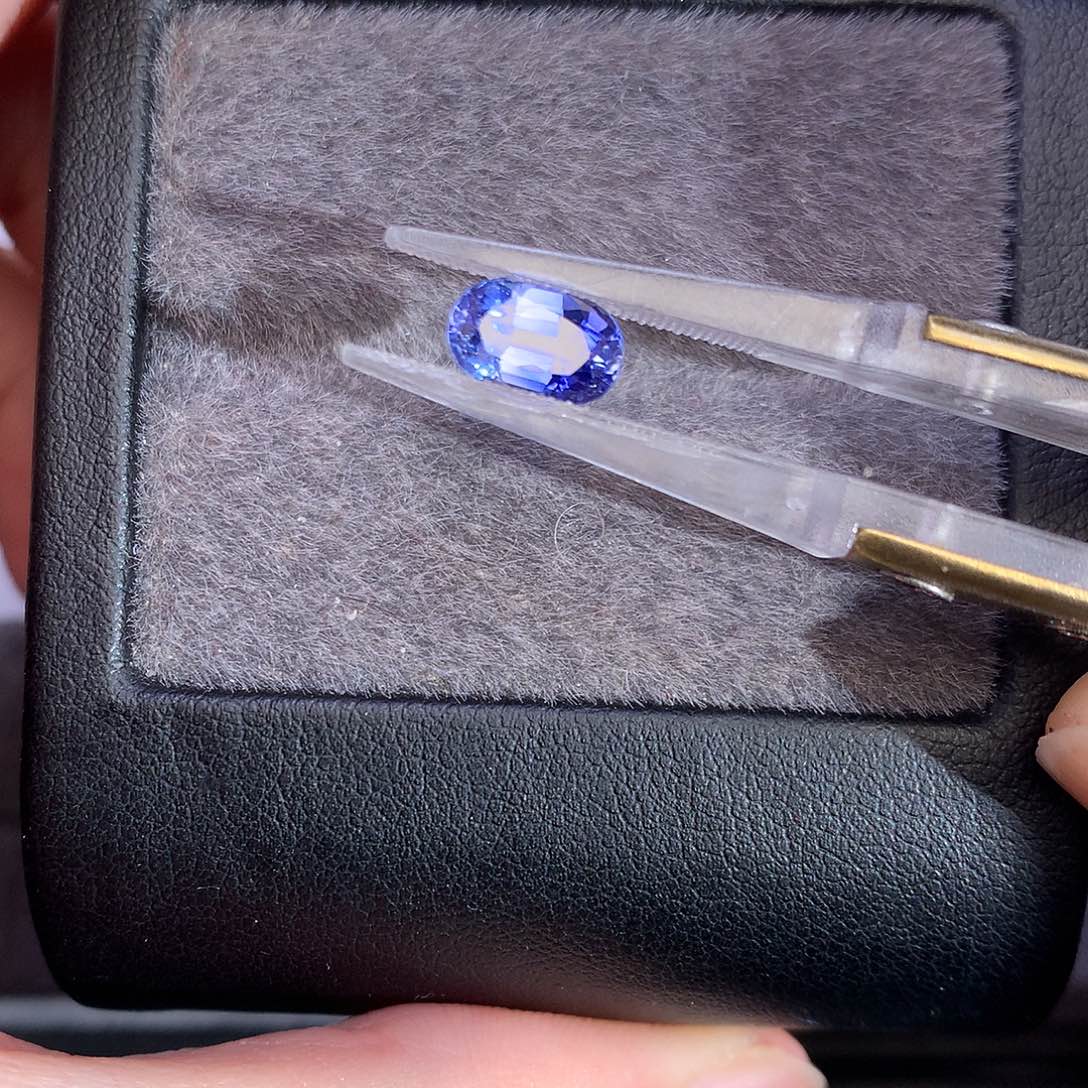 蓝宝石裸石未镶嵌1.735ct